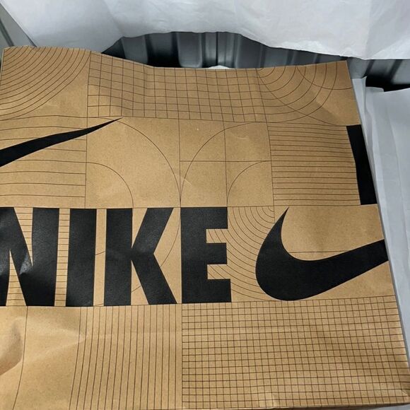 NIKE Paper Shopping Bags-Lot of 3 (1 Large 2 Medium Size) - Picture 2 of 7